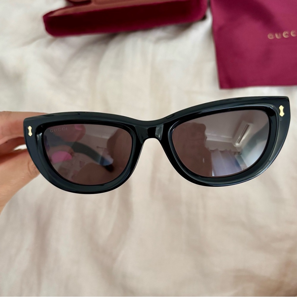 Gucci Black Rivetto Women's Sunglasses